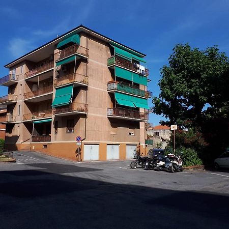 Vreni Lodge Finale Ligure Bagian luar foto