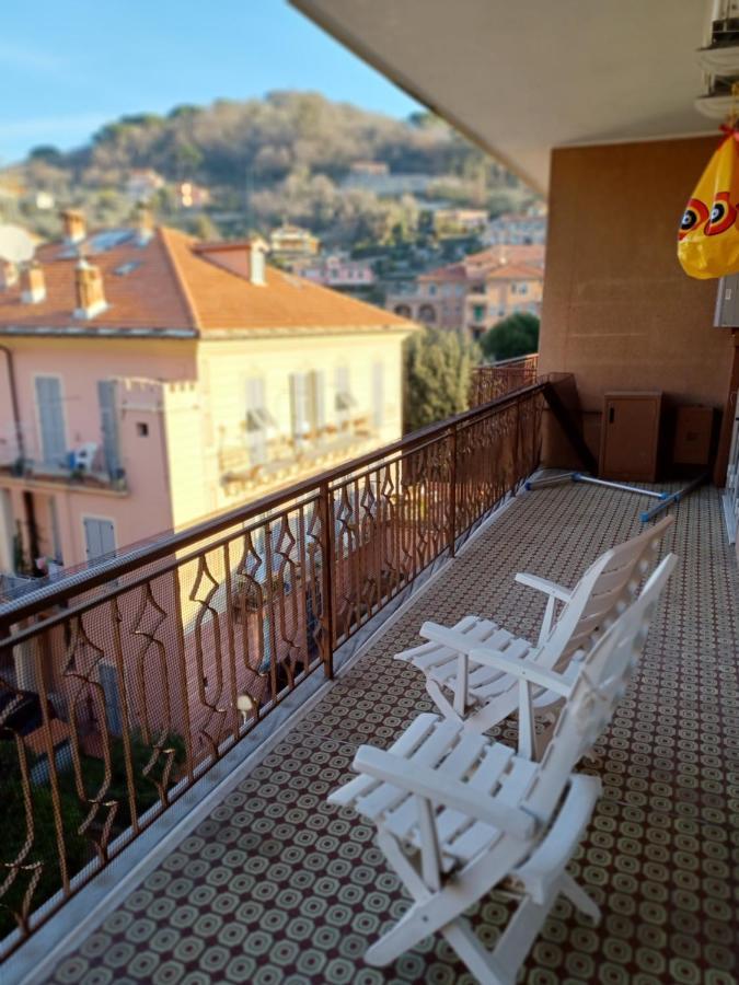 Vreni Lodge Finale Ligure Bagian luar foto